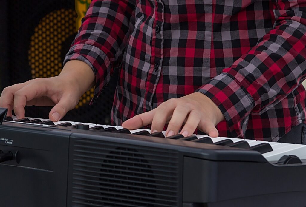 Apprendre Le Piano en 2023 - Les 5 Meilleures Méthodes pour débutant